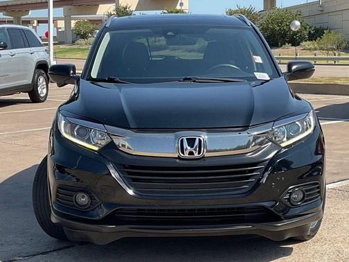 Crystal Black Pearl 2021 Honda HR-V EX