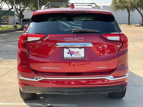 2024 GMC Terrain Denali