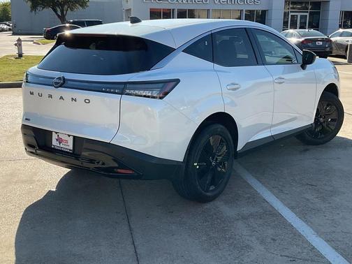 2026 Nissan Murano SV