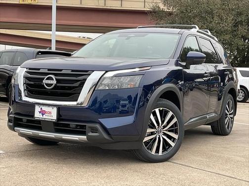 2025 Nissan Pathfinder Platinum FWD
