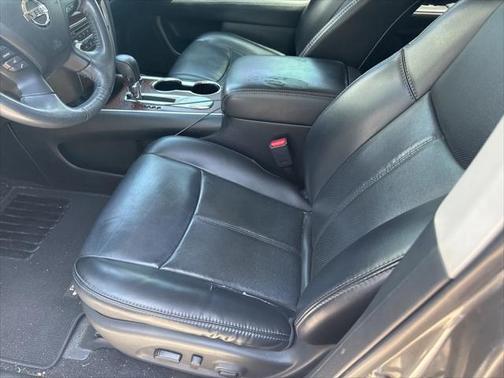 2017 Nissan Pathfinder Platinum