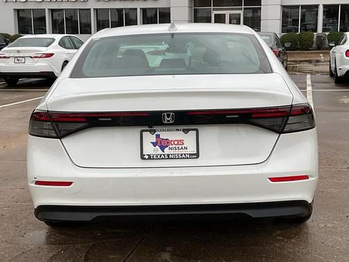 2023 Honda Accord LX 1.5T