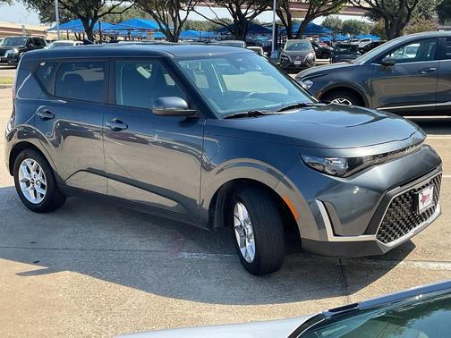 2024 Kia Soul LX