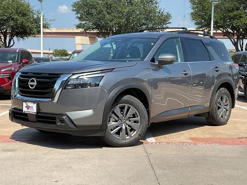 2025 Nissan Pathfinder SV FWD