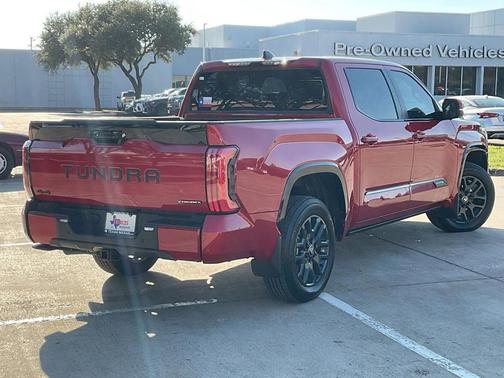 2025 Toyota Tundra Hybrid Platinum