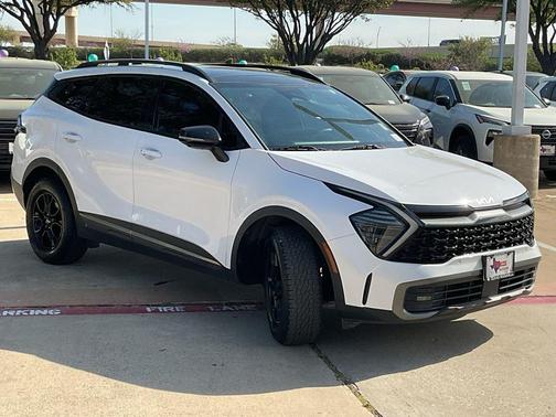 Glacial White Pearl 2023 Kia Sportage S