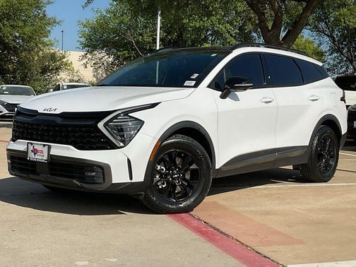 Glacial White Pearl 2023 Kia Sportage S