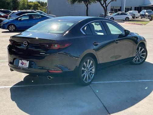 2024 Mazda Mazda3 FWD w/Preferred Package