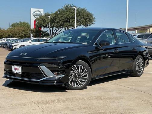 2024 Hyundai SONATA Hybrid SE
