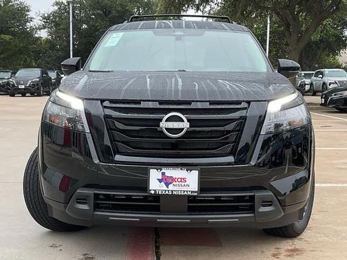 2025 Nissan Pathfinder SV FWD
