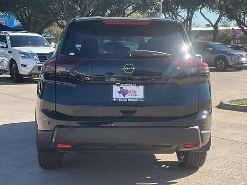 KH3/SUPER BLAC 2027 Nissan Rogue Dark Armor