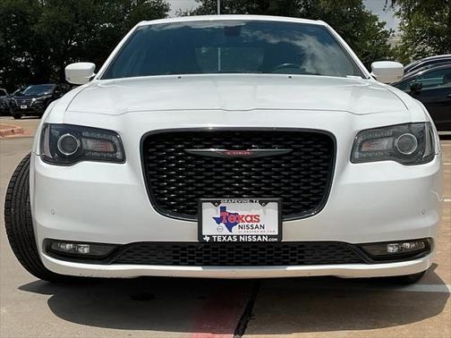 2022 Chrysler 300 S