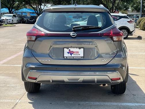 2024 Nissan Kicks SV