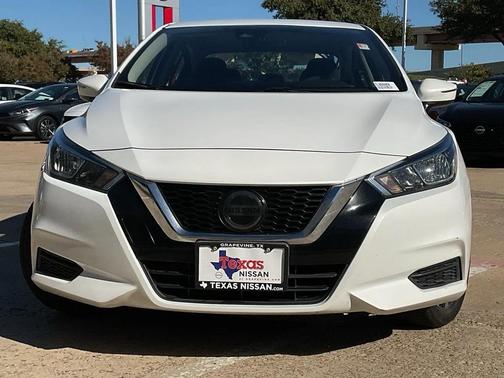 2021 Nissan Versa 1.6 SV