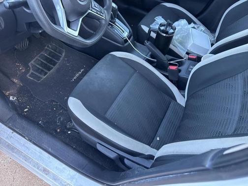 2021 Nissan Versa 1.6 SV