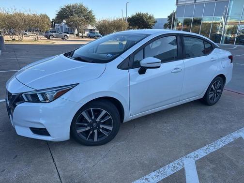 2021 Nissan Versa 1.6 SV