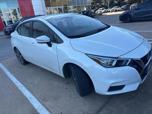 2021 Nissan Versa 1.6 SV