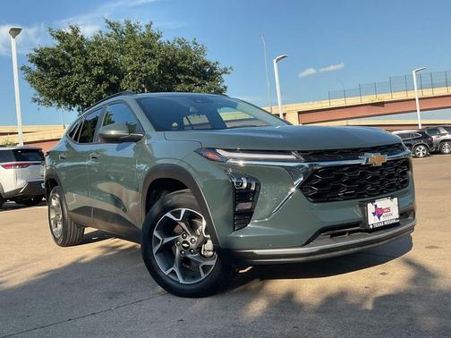 Cypress Gray 2025 Chevrolet Trax LT