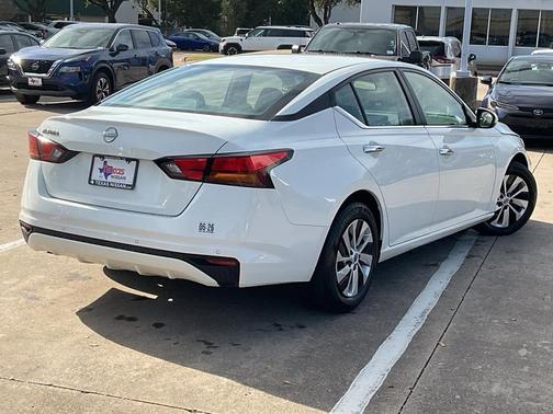 2023 Nissan Altima S FWD