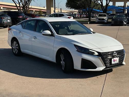 2023 Nissan Altima S FWD