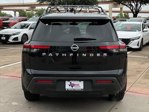 2025 Nissan Pathfinder SV FWD