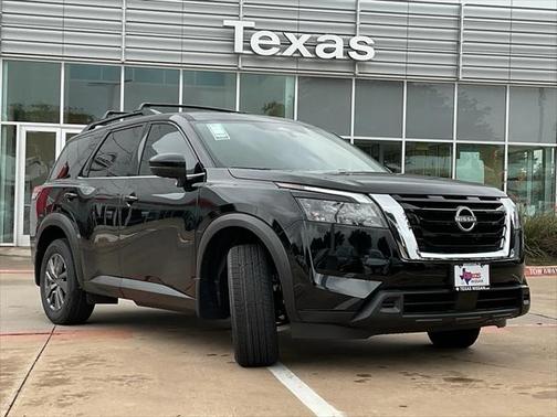 2025 Nissan Pathfinder SV FWD