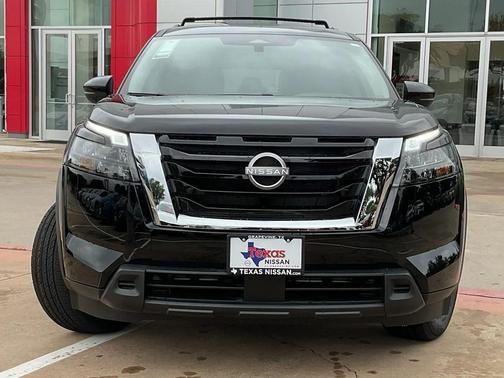 2025 Nissan Pathfinder SV FWD
