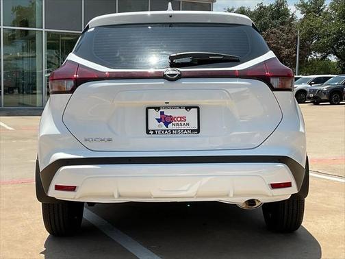 2025 Nissan Kicks S
