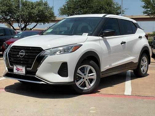 2025 Nissan Kicks S