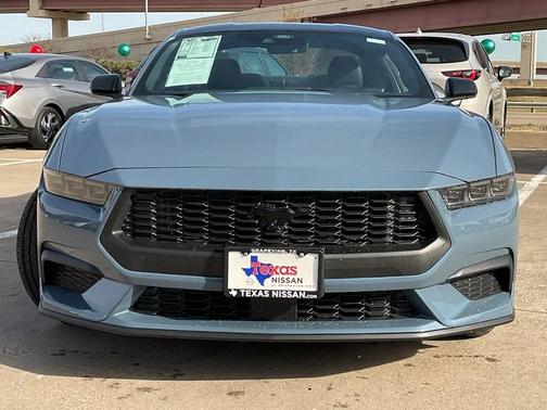 2025 Ford Mustang EcoBoost