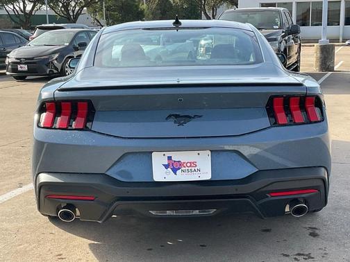 2025 Ford Mustang EcoBoost