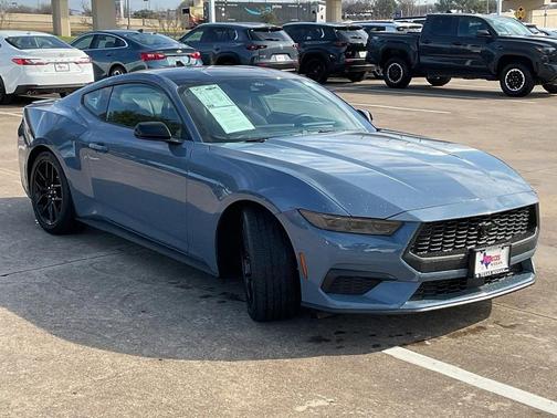 2025 Ford Mustang EcoBoost