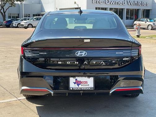 2024 Hyundai SONATA Hybrid SE