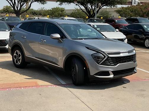 2024 Kia Sportage LX