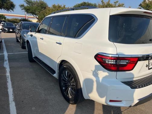 2023 Nissan Armada Platinum 2WD