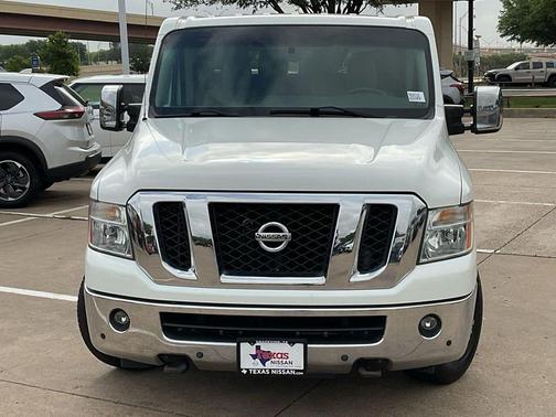2014 Nissan NV Passenger NV3500 HD SL V8