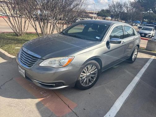 2012 Chrysler 200 Limited