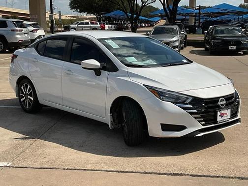 2025 Nissan Versa 1.6 SV