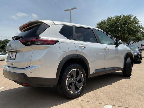 Brilliant Silver 2025 Nissan Rogue SV