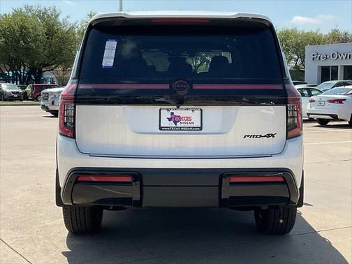 2025 Nissan Armada PRO-4X 4WD