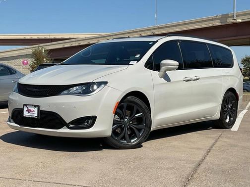 2019 Chrysler Pacifica Limited