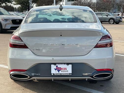 2025 Genesis G70 2.5T RWD