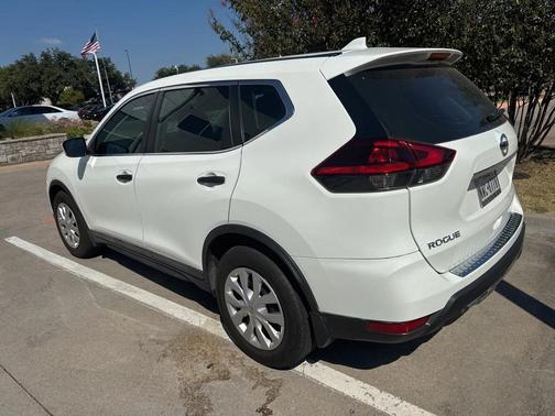 2020 Nissan Rogue S