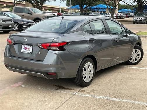 2024 Nissan Versa 1.6 S