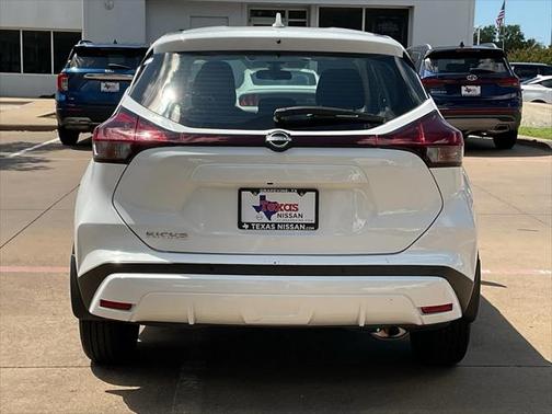 2024 Nissan Kicks S