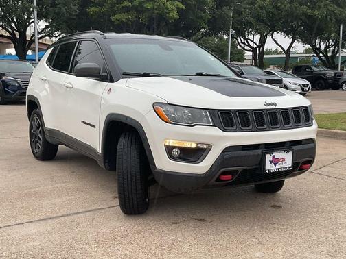 White Clearcoat 2019 Jeep Compass Trailhawk