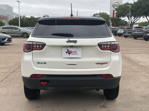 White Clearcoat 2019 Jeep Compass Trailhawk