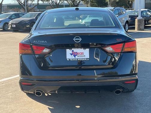 2025 Nissan Altima SR FWD