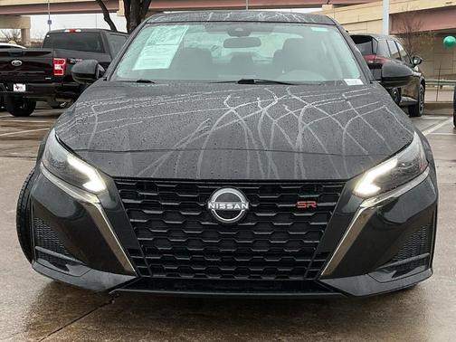 2025 Nissan Altima SR FWD