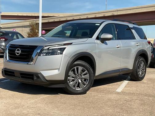 2024 Nissan Pathfinder SV FWD
